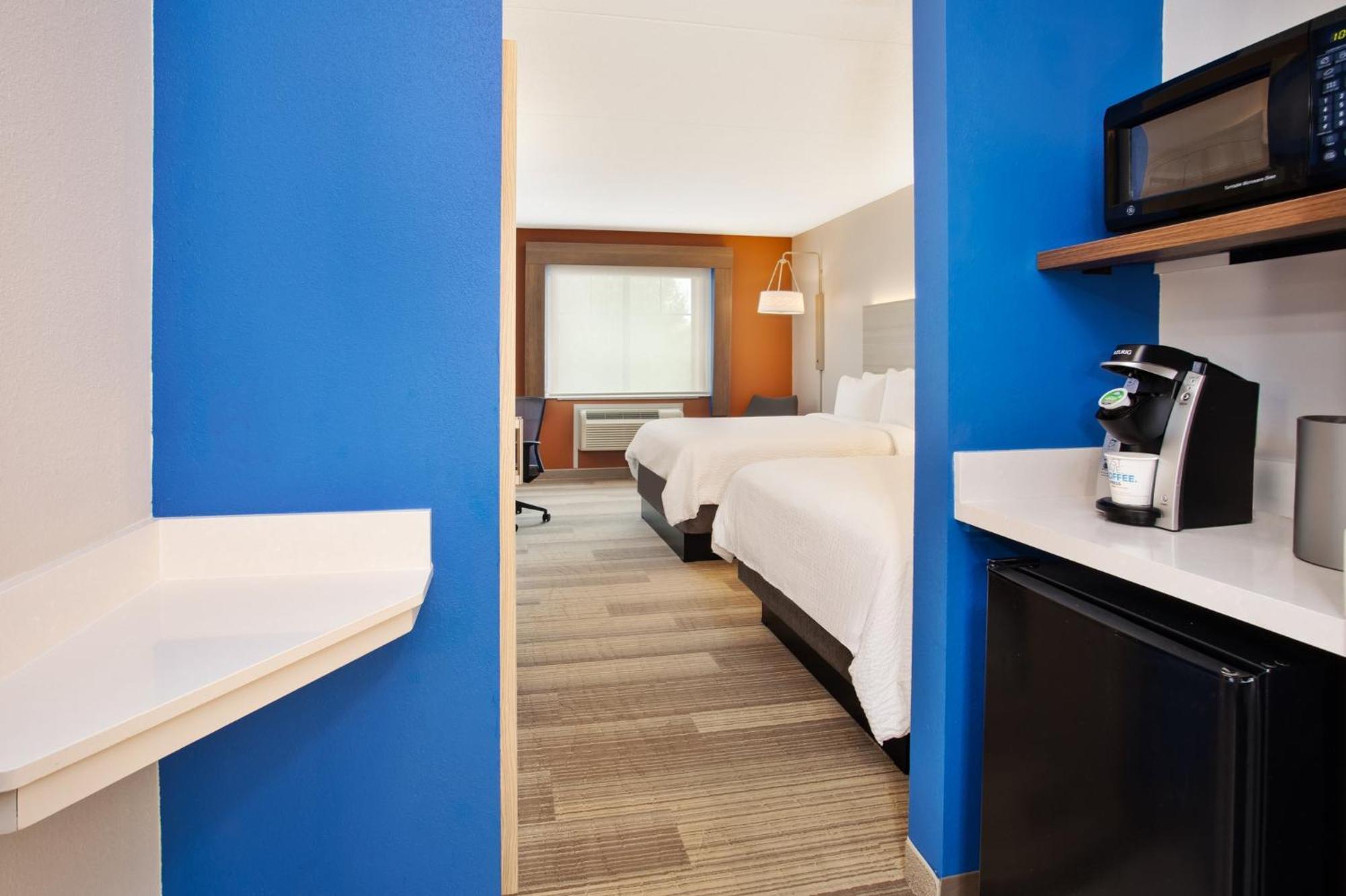 Holiday Inn Express Hotel & Suites Rochester Webster By Ihg Exterior foto